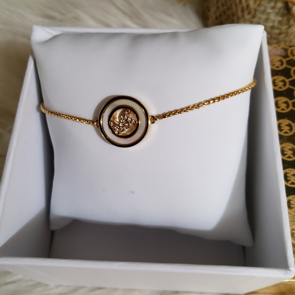 MK Bracelet - Picture 8 of 17